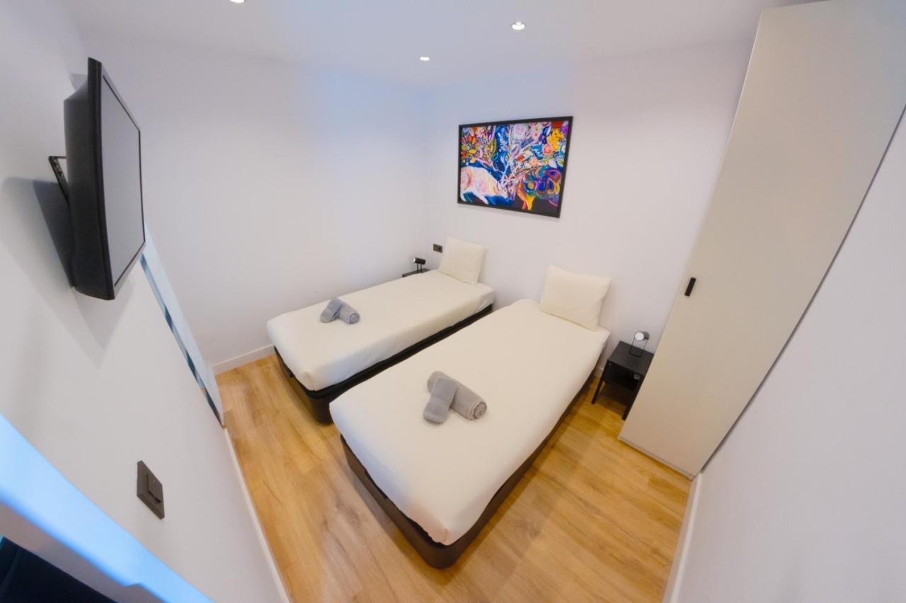 Modern Haven For Urban Explorers By Rems Málaga Buitenkant foto